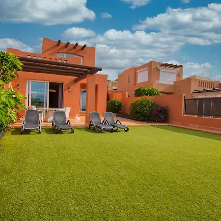 Sunset Villas 5 , 2 Bed With Wifi In Costa Adeje, Tenerife Villa *